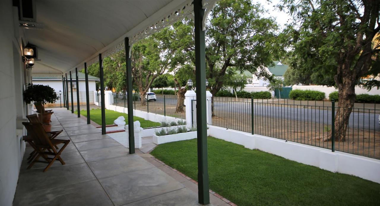Victorian Square Guesthouse กราฟฟ์-เรเน็ต ภายนอก รูปภาพ
