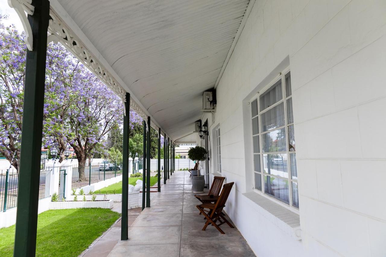 Victorian Square Guesthouse กราฟฟ์-เรเน็ต ภายนอก รูปภาพ