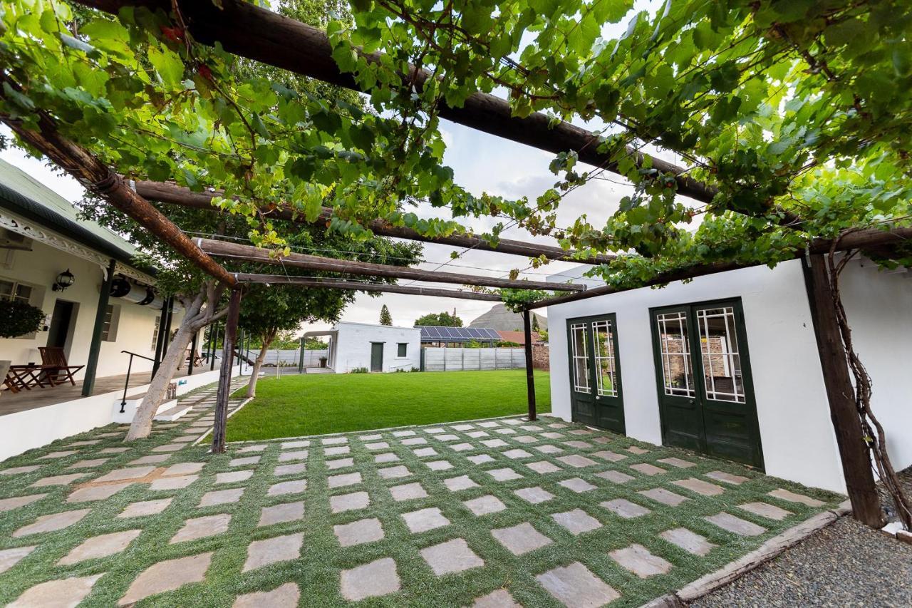 Victorian Square Guesthouse กราฟฟ์-เรเน็ต ภายนอก รูปภาพ