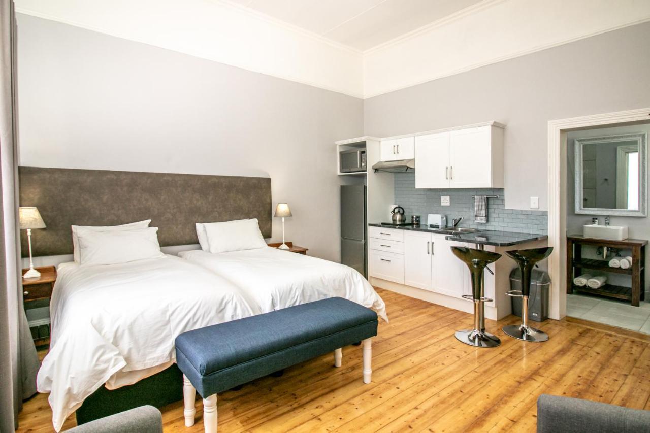 Victorian Square Guesthouse กราฟฟ์-เรเน็ต ภายนอก รูปภาพ
