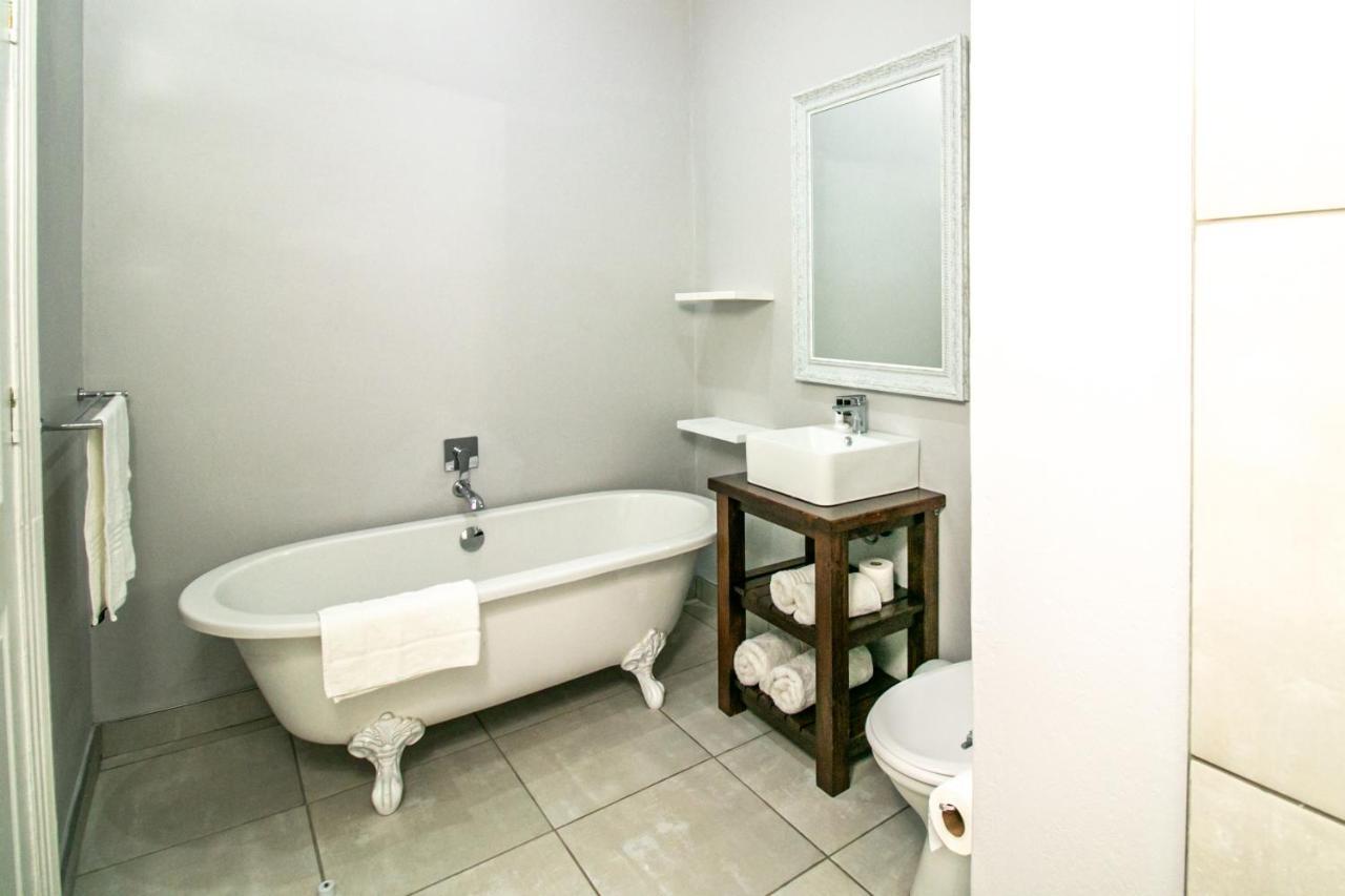 Victorian Square Guesthouse กราฟฟ์-เรเน็ต ภายนอก รูปภาพ