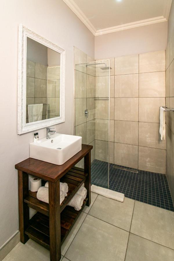 Victorian Square Guesthouse กราฟฟ์-เรเน็ต ภายนอก รูปภาพ