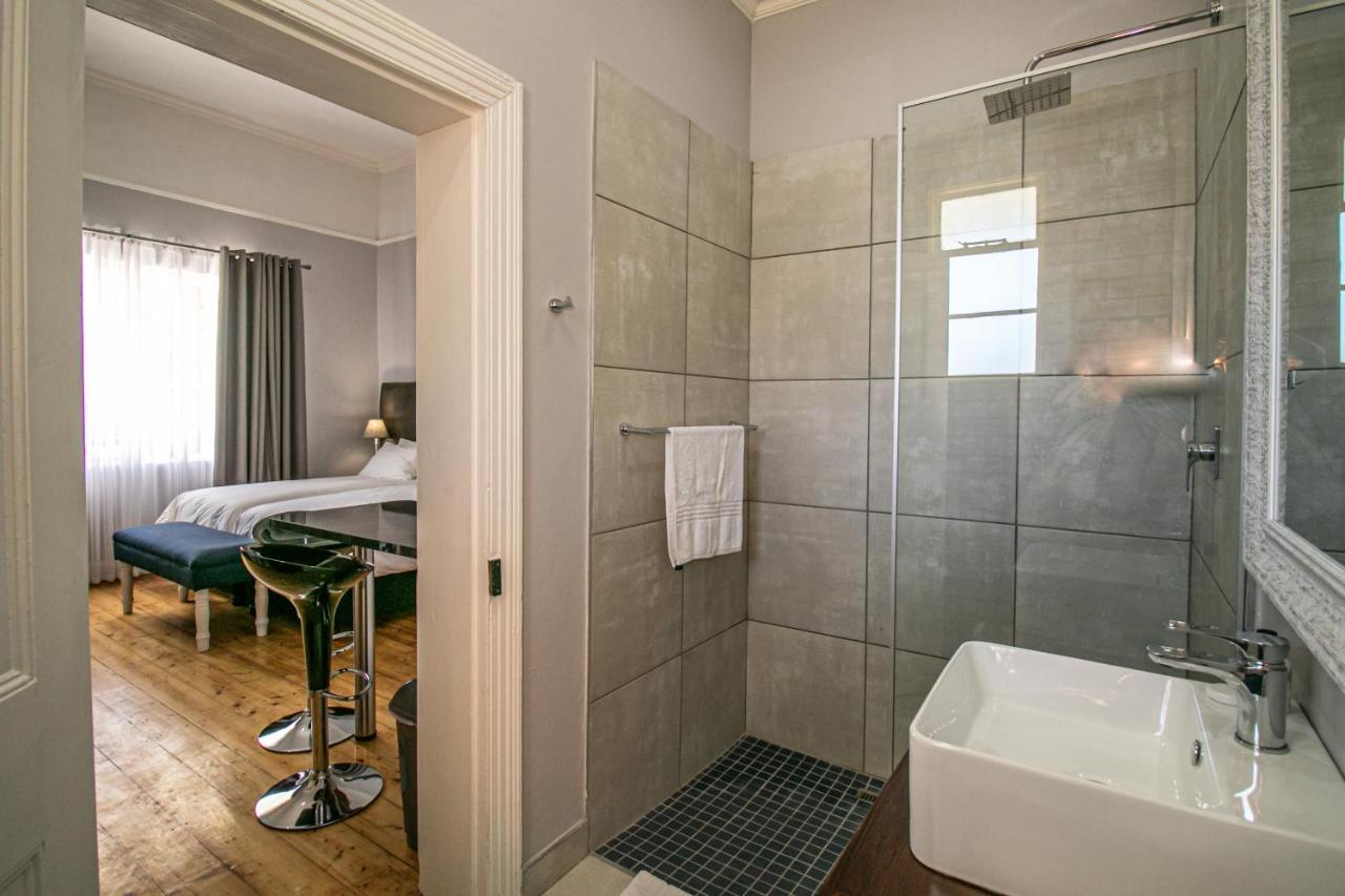 Victorian Square Guesthouse กราฟฟ์-เรเน็ต ภายนอก รูปภาพ