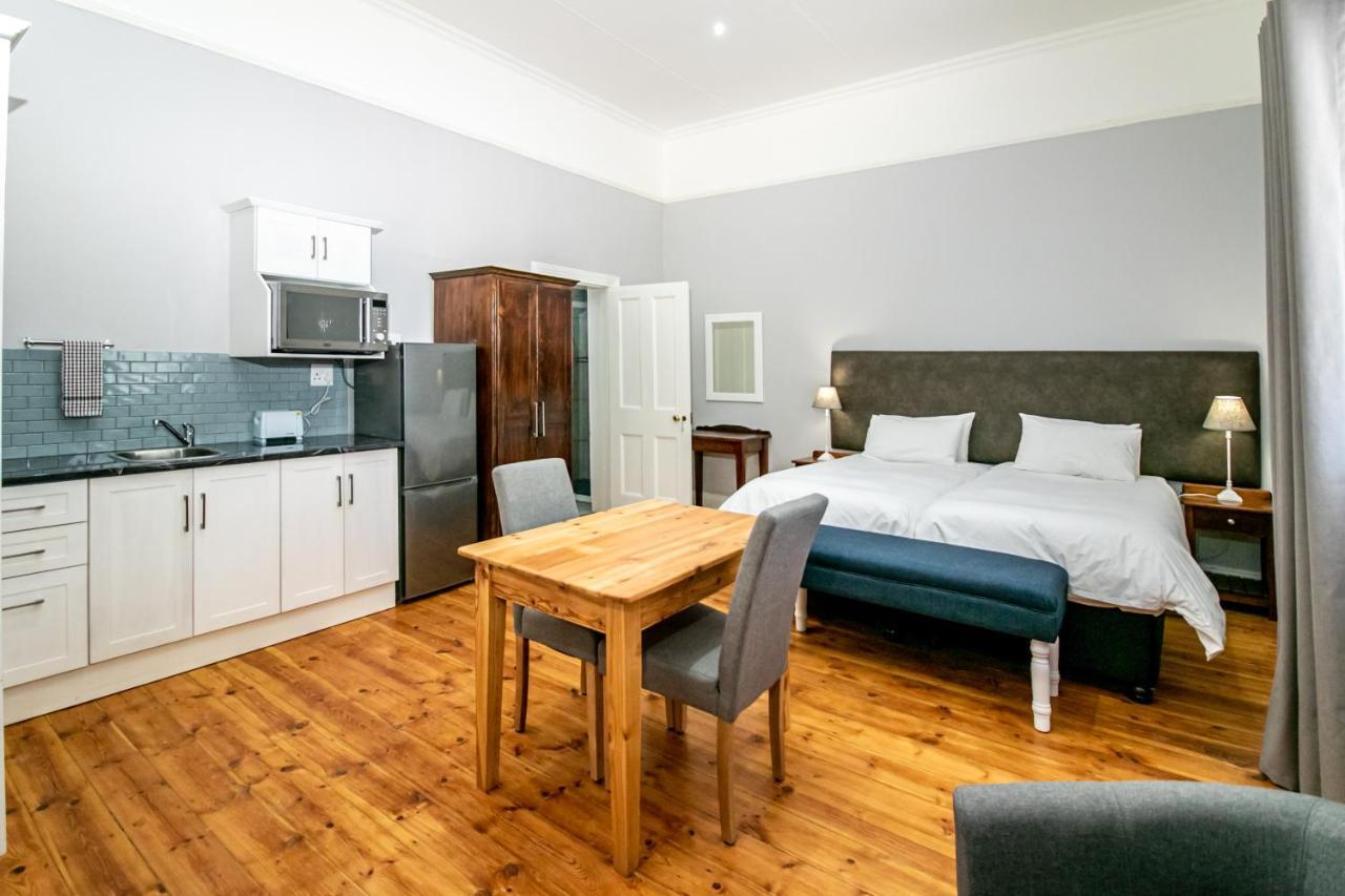 Victorian Square Guesthouse กราฟฟ์-เรเน็ต ภายนอก รูปภาพ