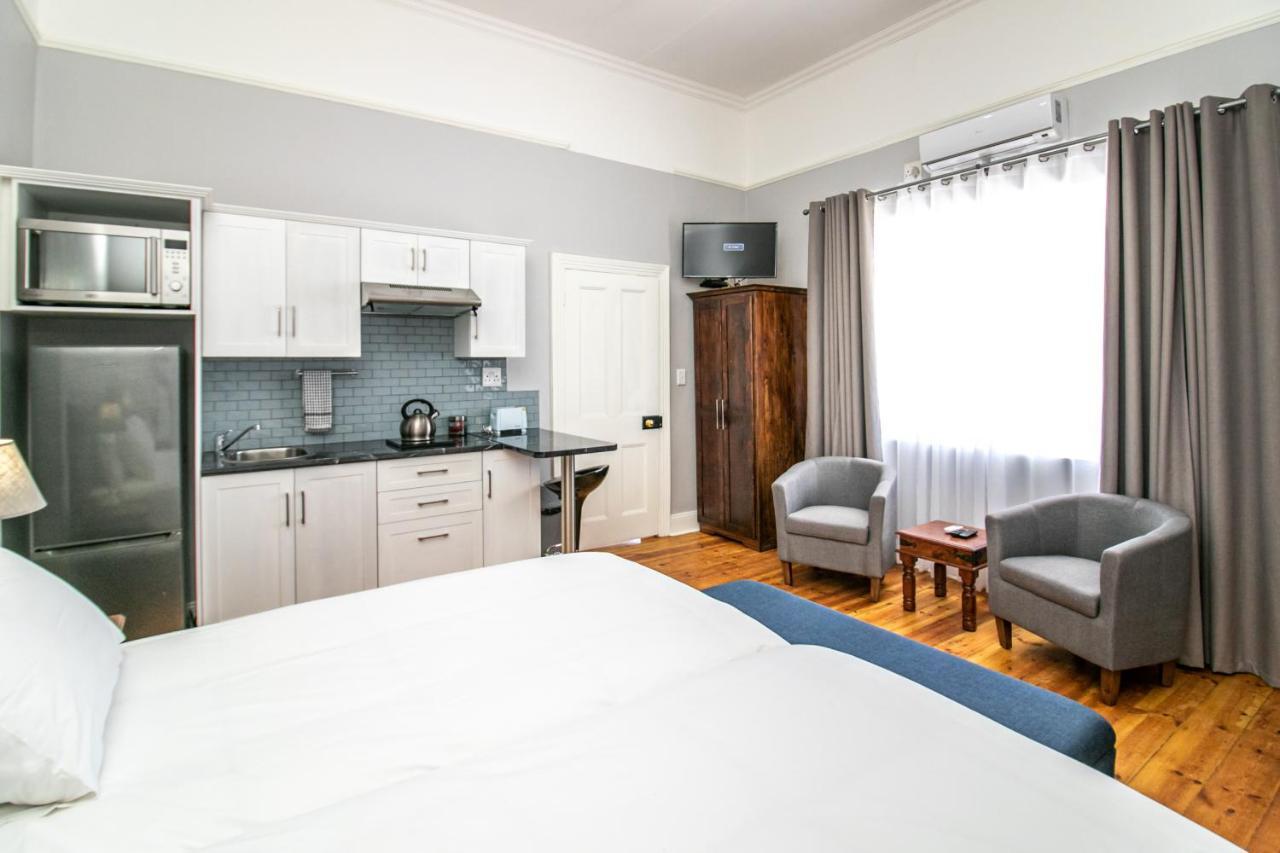 Victorian Square Guesthouse กราฟฟ์-เรเน็ต ภายนอก รูปภาพ