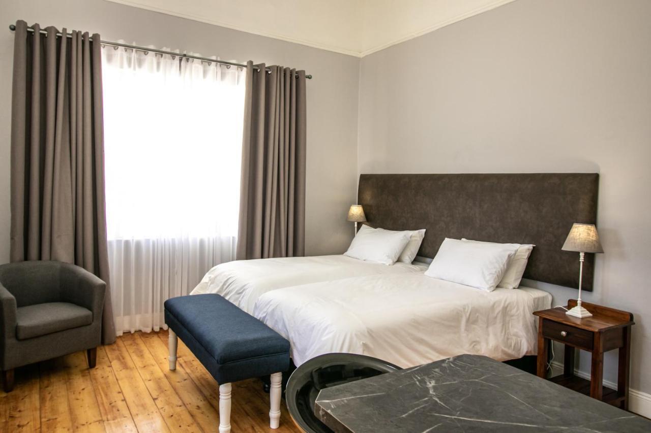 Victorian Square Guesthouse กราฟฟ์-เรเน็ต ภายนอก รูปภาพ