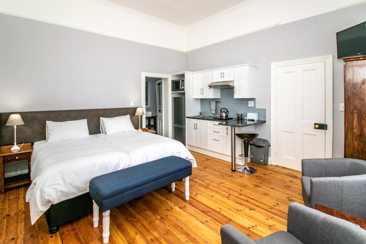 Victorian Square Guesthouse กราฟฟ์-เรเน็ต ภายนอก รูปภาพ