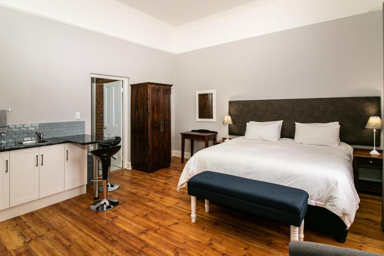 Victorian Square Guesthouse กราฟฟ์-เรเน็ต ภายนอก รูปภาพ