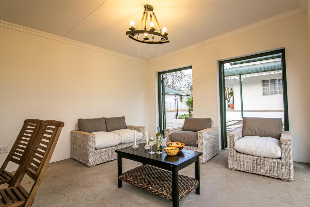 Victorian Square Guesthouse กราฟฟ์-เรเน็ต ภายนอก รูปภาพ